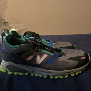 Men’s new balance sneakers